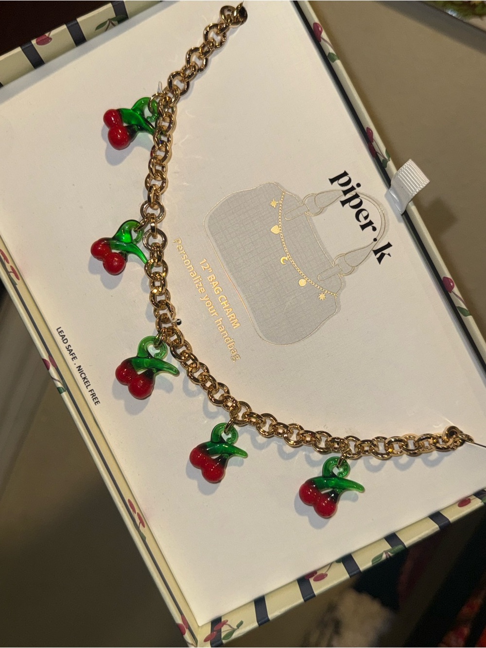 🍒Cherry Bundle! Aldo Cherry Crossbody Bag, Piper K Charm, & Very Cherry Gift Set - Picture 2 of 14